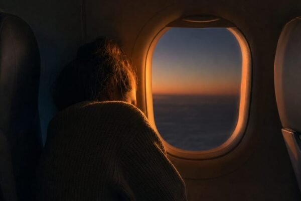 How to Avoid Jet Lag on Long Flights: What Actually Works