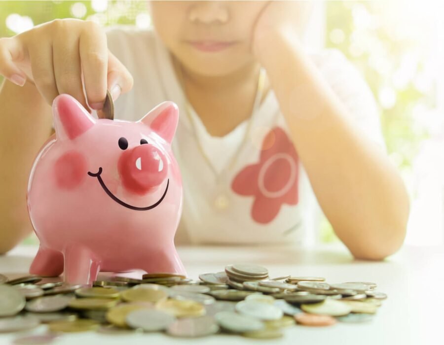 How to Teach Kids Good Money Habits (Age-by-Age Guide)