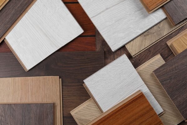How Do I Choose Between Hardwood and Laminate Flooring