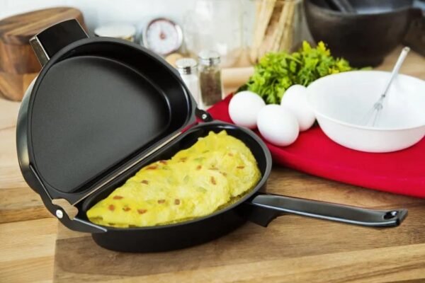 How to Make a Perfect Omelet That Doesn’t Fall Apart