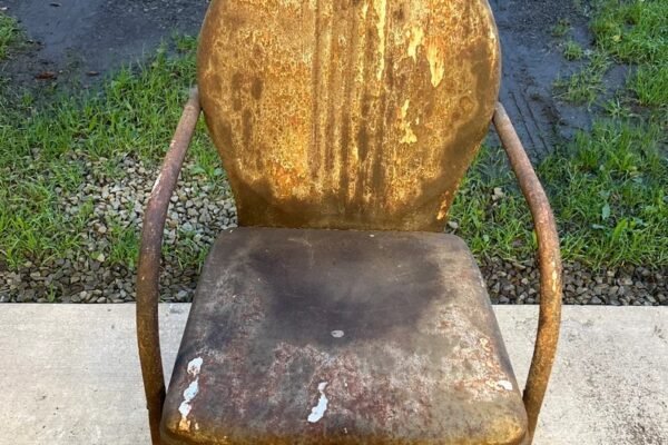 How Do I Remove Rust From Outdoor Metal Furniture