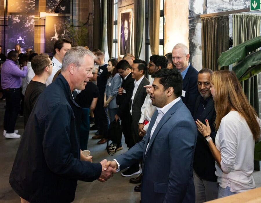 The Best Way to Network as a New Entrepreneur (Without Being Awkward)