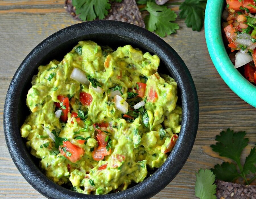 Why Your Guacamole Turns Brown So Fast (and How to Stop It)